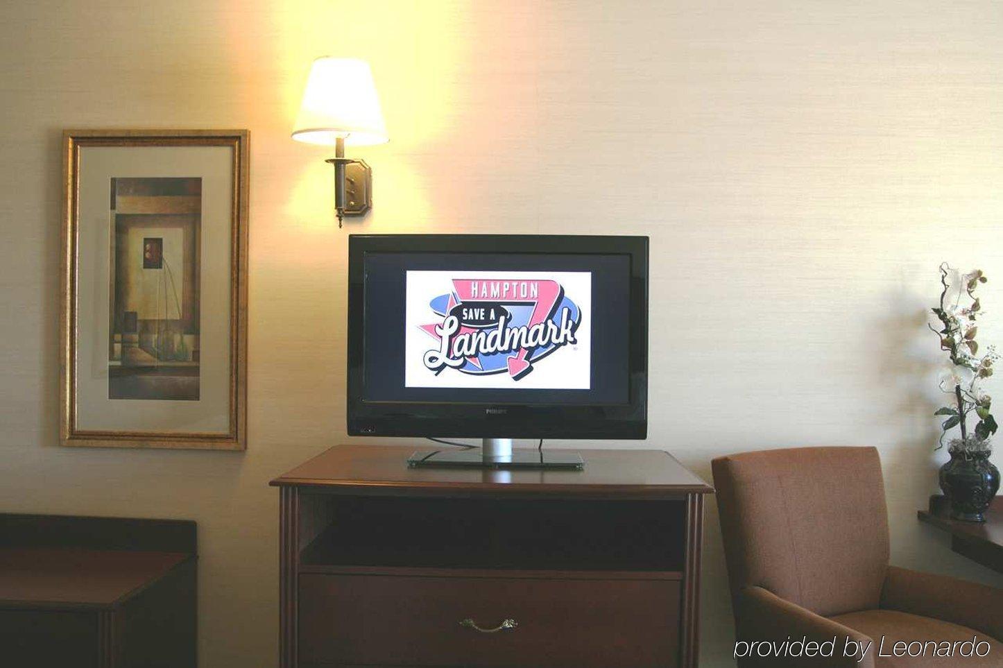 Hotel Hampton &